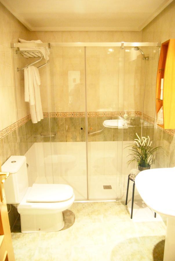 Apartamentos Turisticos Arch Леон Экстерьер фото